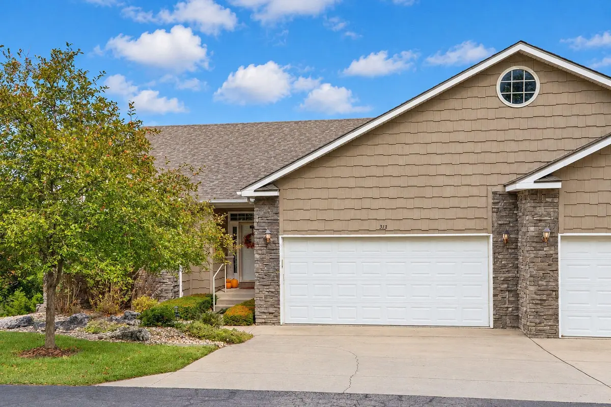 313 Cozy LN, Branson, MO 65616