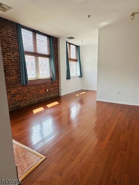 240 Main St Unit 303 #303, Little Falls Twp., NJ 07424