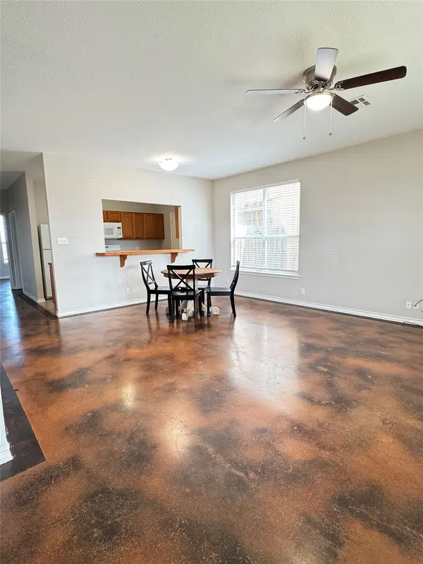 126 SANDSTONE DR #A, Jarrell, TX 76537