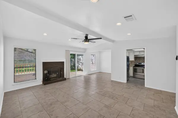 11805 Bell Ave #B, Austin, TX 78759