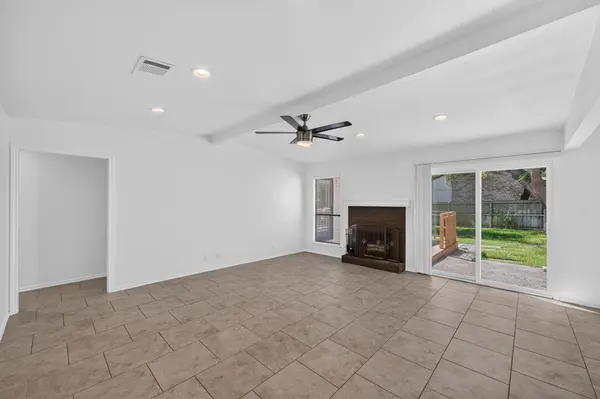 11805 Bell Ave #B, Austin, TX 78759