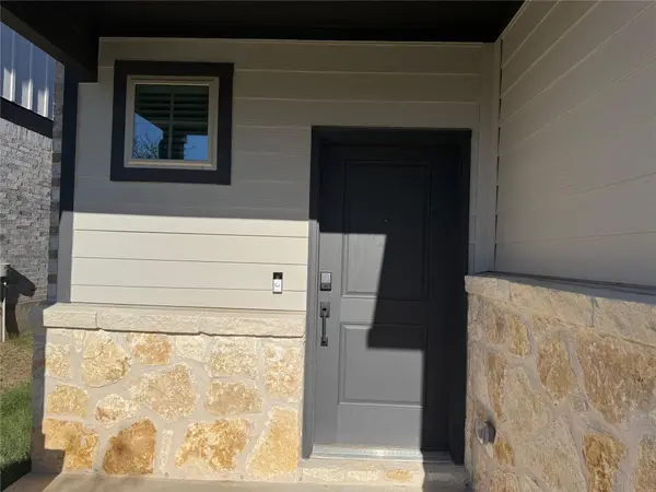 221 Groveland DR, Liberty Hill, TX 78642