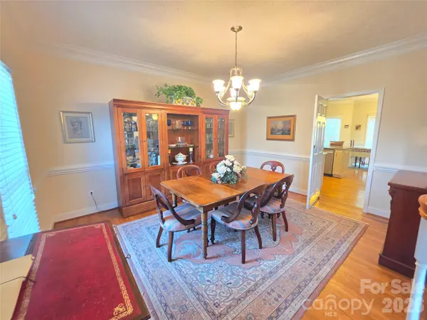 408 5th AVE NE, Conover, NC 28613