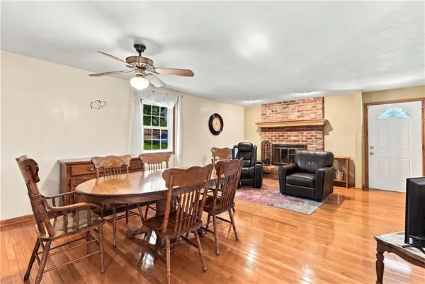 363 E Lowell ST, Claycomo, MO 64119