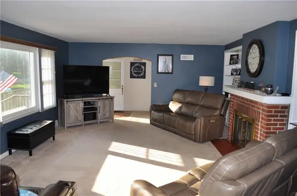 101 S Young AVE, King City, MO 64463