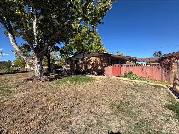 1694 S Balsam, Lakewood, CO 80232