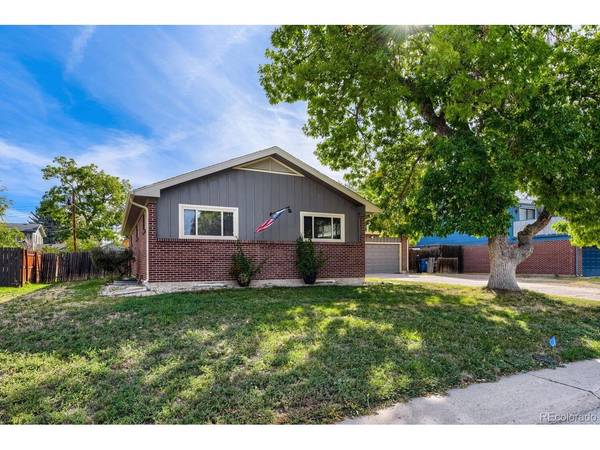 6660 S High, Centennial, CO 80121