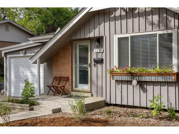 7249 S Lincoln, Centennial, CO 80122