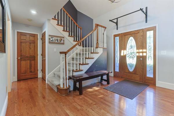 52209 Filbert RD, Granger, IN 46530-9497