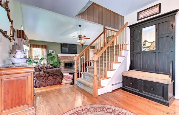 150 N Woods DR, Wading River, NY 11792