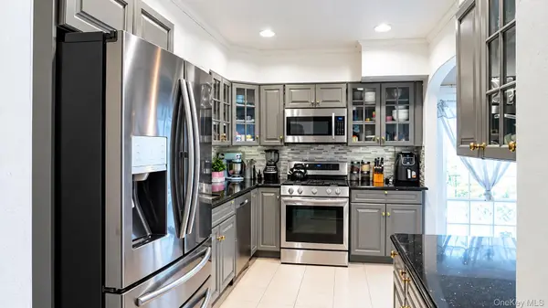 542 Logan AVE, Bronx, NY 10465