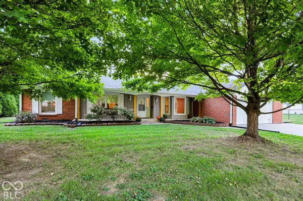 771 Maple LN, Westfield, IN 46074