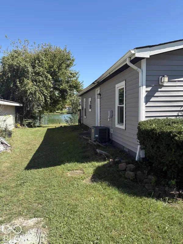 75 Fountain Lake DR, Greenfield, IN 46140