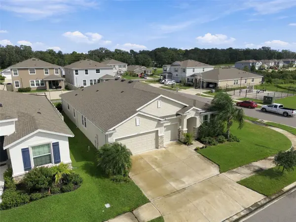 32337 CONCHSHELL SAIL ST, Wesley Chapel, FL 33545