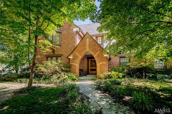 212 Macarthur ST, Washington, MO 63090