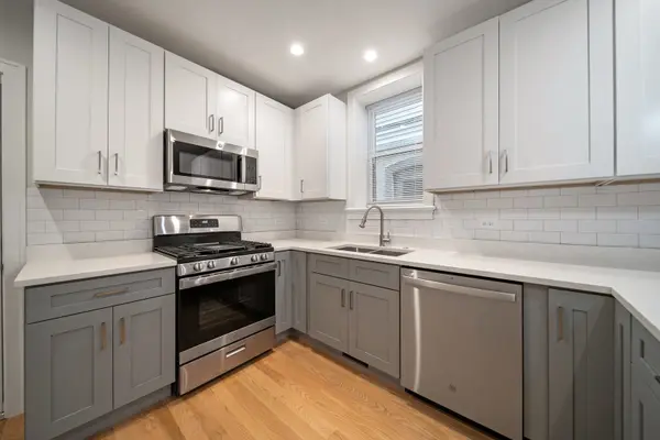 3014 N California AVE #1FE, Chicago, IL 60618