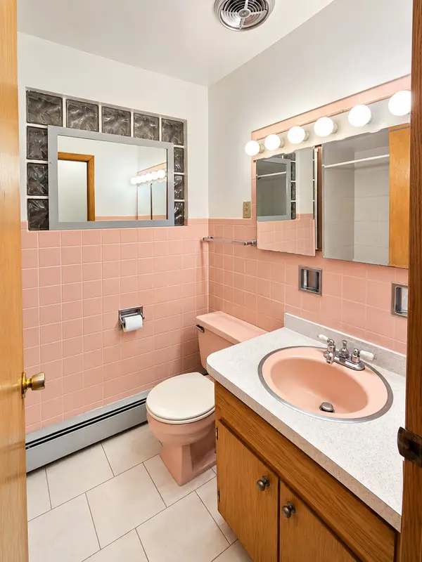 4118 W 63rd ST, Chicago, IL 60629