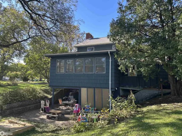 510 Market ST, Keosauqua, IA 52565