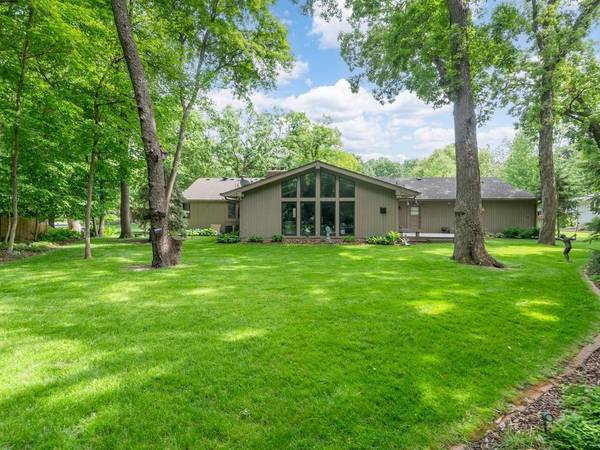 8127 Pennsylvania CIR, Bloomington, MN 55438