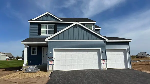 1737 Bobcat WAY, New Richmond, WI 54017