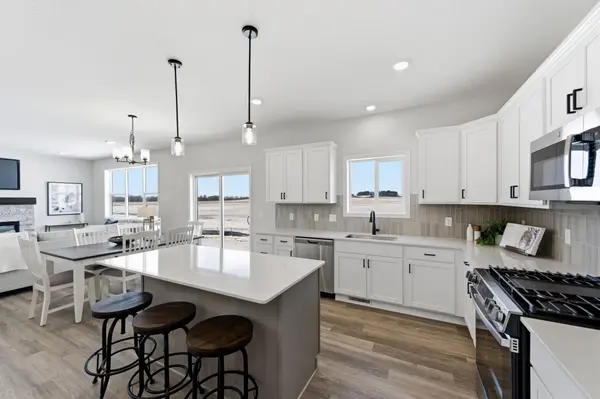 1771 Bobcat LN, New Richmond, WI 54017