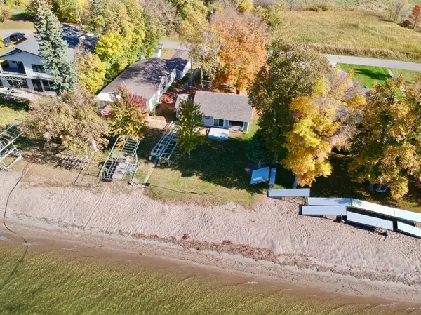 43833 Inlet Beach RD, Pelican Rapids, MN 56572