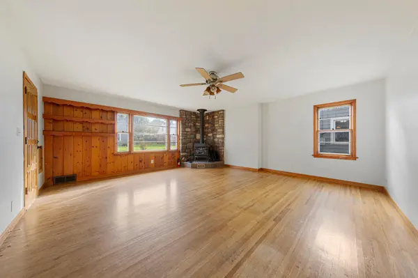 647 E 7th ST, Albert Lea, MN 56007