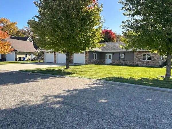 1949 Middle Creek RD, Detroit Lakes, MN 56501