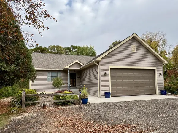 1739 97th AVE, Hammond, WI 54015