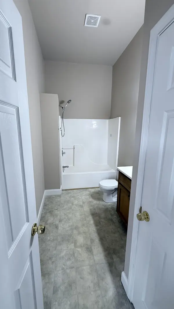 2507 Old Greenbrier Pike #2505, Greenbrier, TN 37073