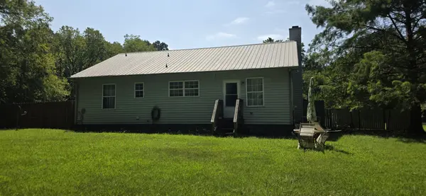 4060 Old Clarksville Pike, Clarksville, TN 37043