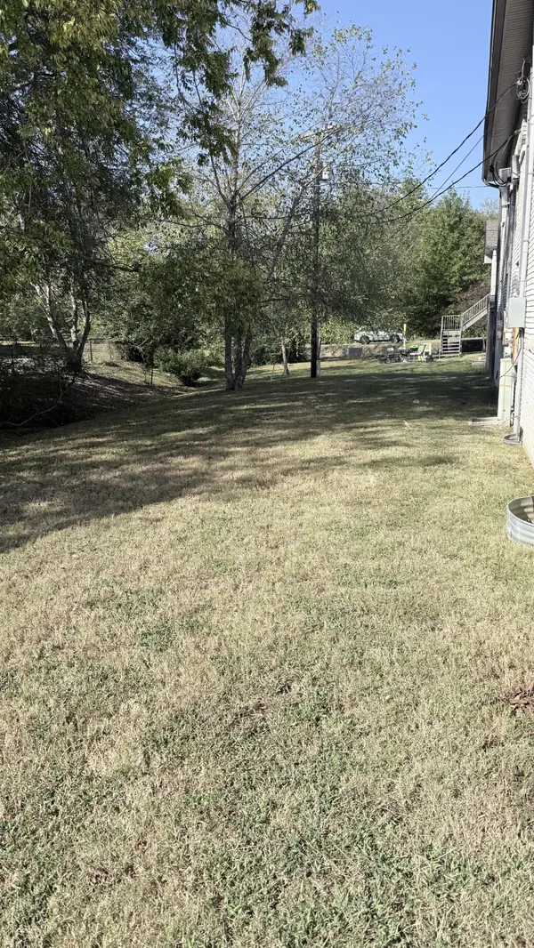 525 Walton Ferry Rd #B4, Hendersonville, TN 37075