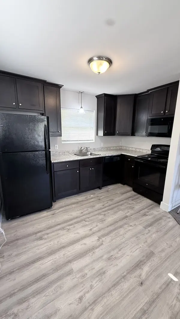 525 Walton Ferry Rd #B4, Hendersonville, TN 37075