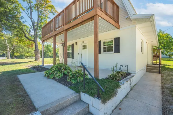 537 E Spring ST, Neosho, MO 64850
