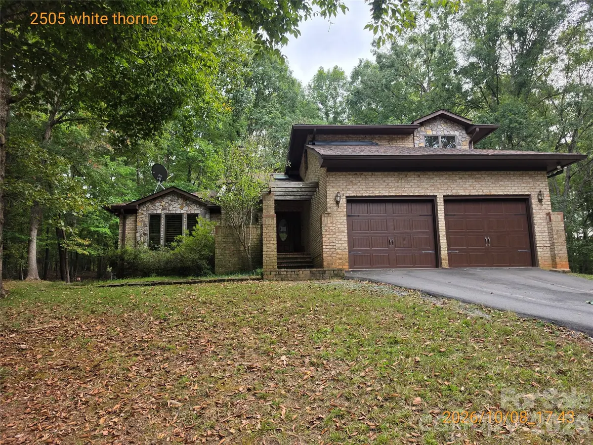 2505 White Thorne LN, Waxhaw, NC 28173