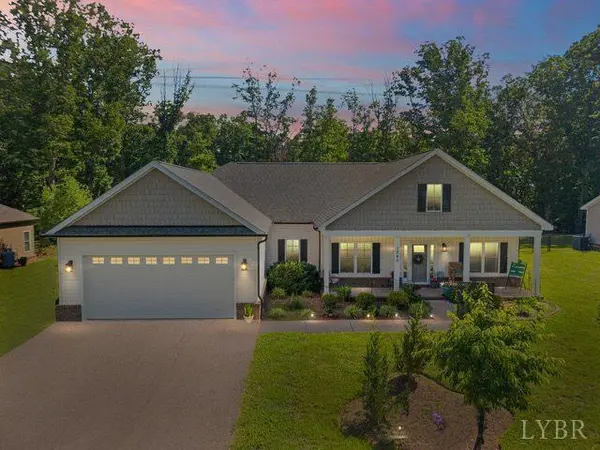 1240 Gladden CIR, Forest, VA 24551