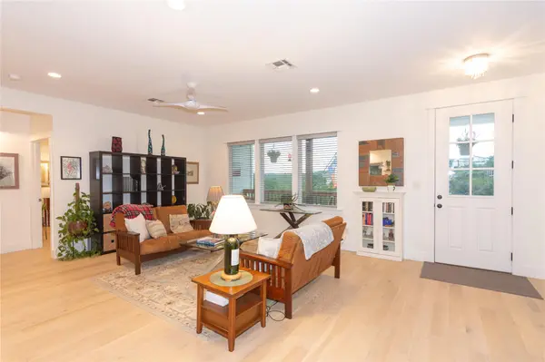 1100 Salen CV, Spicewood, TX 78669