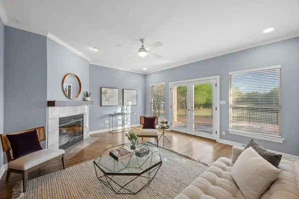 9001 Glenlake DR, Austin, TX 78730