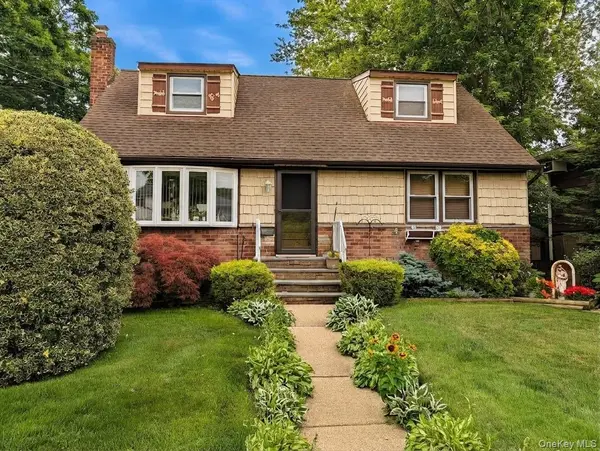 2306 Fowler ST, North Bellmore, NY 11710