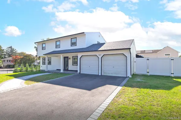 24 New Jersey ST, Dix Hills, NY 11746