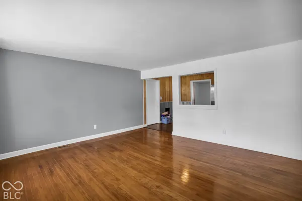 300 Shull DR, North Vernon, IN 47265