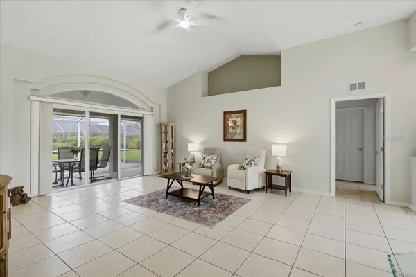 65 WOODBURY DR, Palm Coast, FL 32164