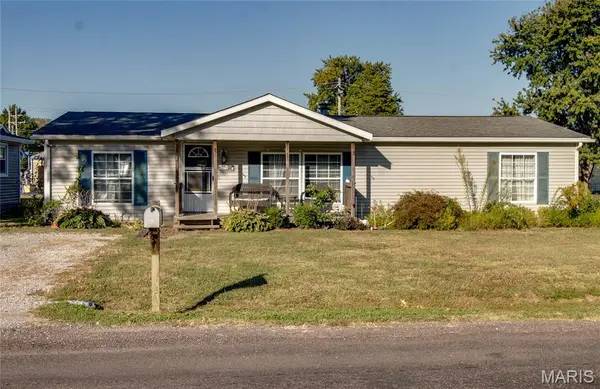 111 Southard PL, South Roxana, IL 62087