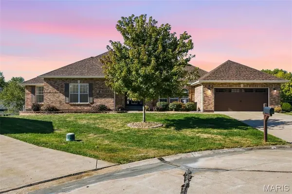 17 White Dove Ct, Dardenne Prairie, MO 63368