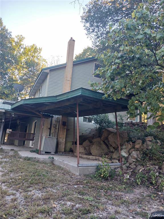 554 Point RD, Farmington, MO 63640