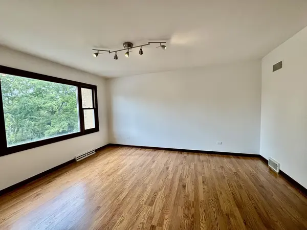 1630 McGovern ST #2S, Highland Park, IL 60035