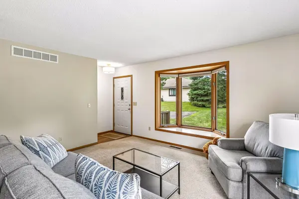 7730 Blaine AVE, Inver Grove Heights, MN 55076
