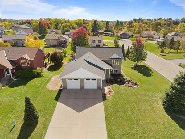 1204 Wren PL, New Richmond, WI 54017