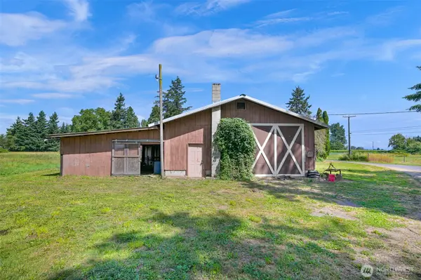 9547 Swartwood RD, Sumas, WA 98295