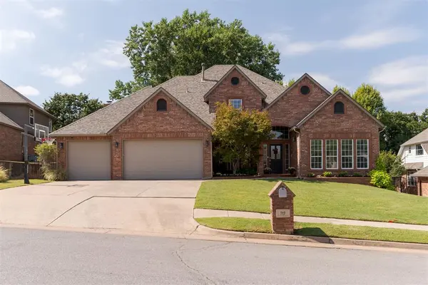 717 Fox Tail DR, Edmond, OK 73034